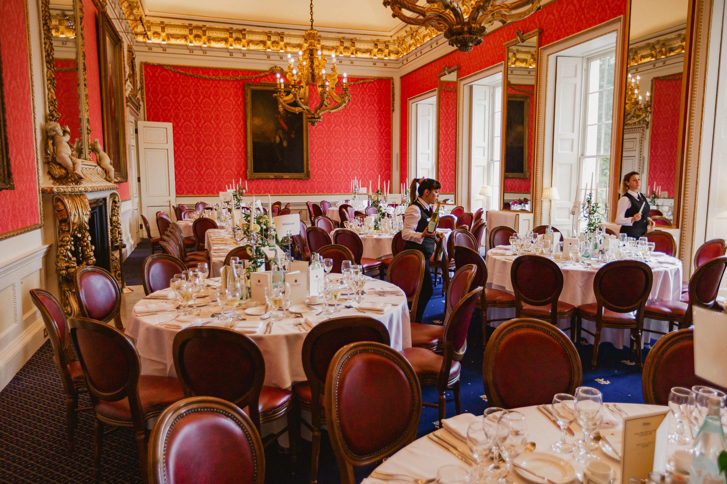 Wedding reception at The In and Out Club, London 11 Wedding breakfast and joyful celebrations at The In and Out, a historic London wedding venue in St James’ Street.